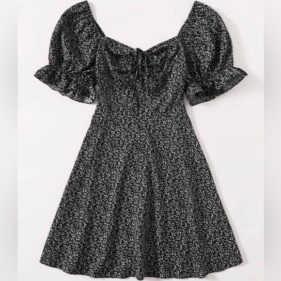 SHEIN Dresses & Skirts - Shein Plus Puff Sleeve Drawstring Floral Print Milkmaid Dress